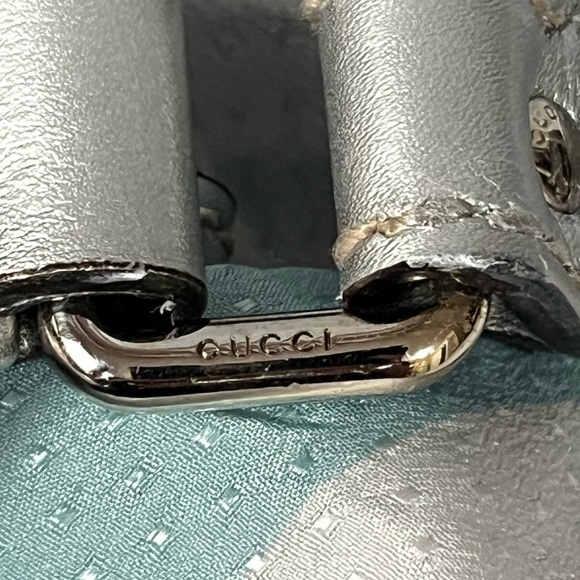 Authentic Gucci Silver Sukey Tote - Picture 14 of 15